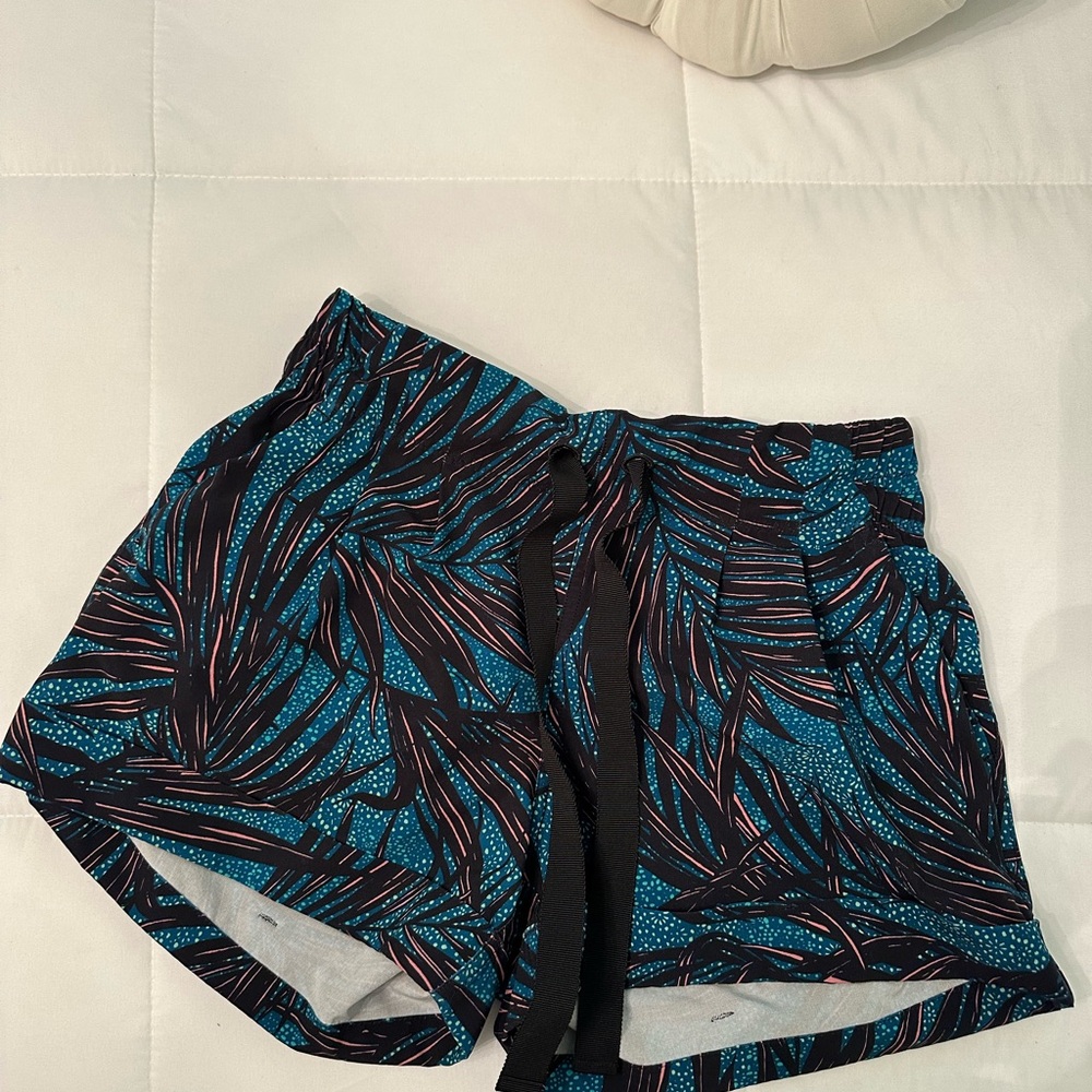lululemon Teal, Black, and Pink Shorts